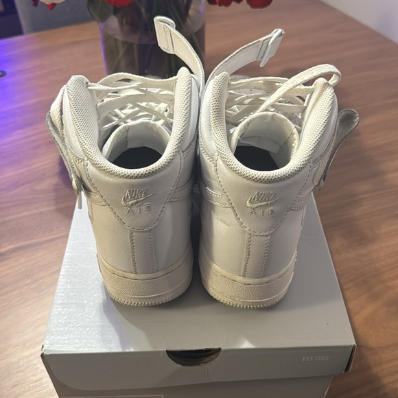 Mens pre owned Nike Air Force high top size 8.5 - Picture 3 of 4
